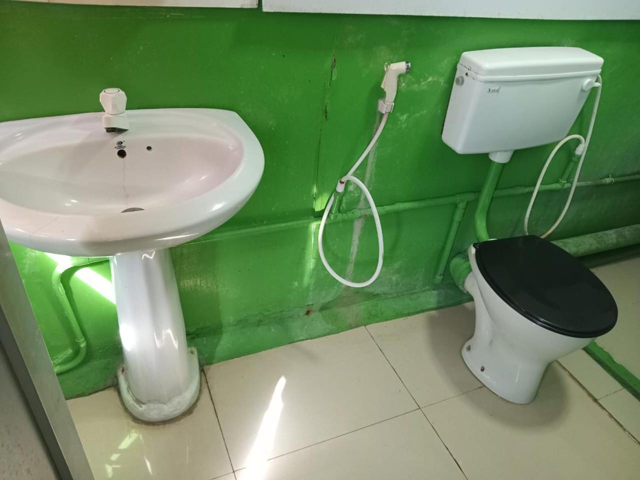 Motel Beehive Family Colombo