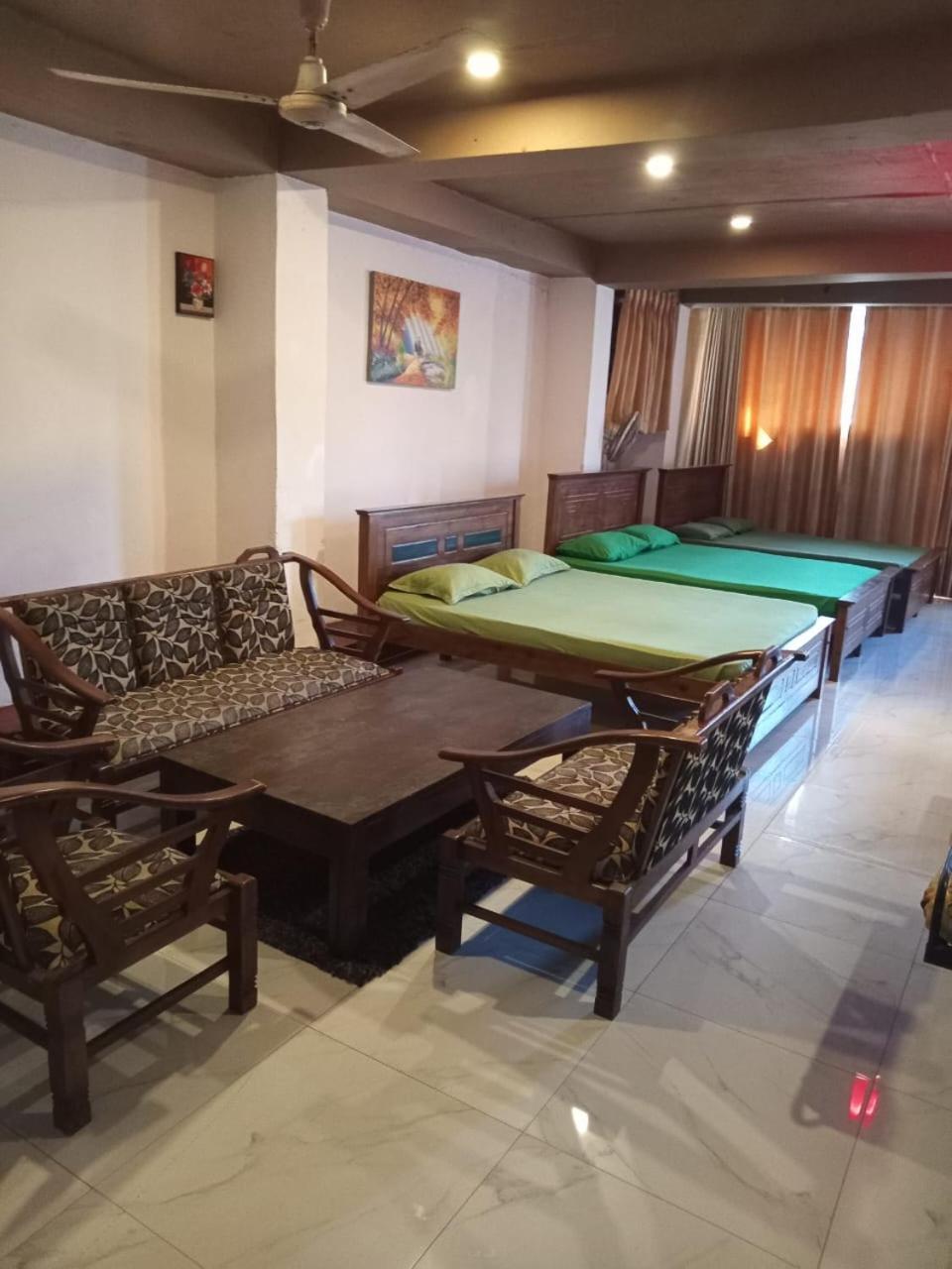 Motel Beehive Family Colombo